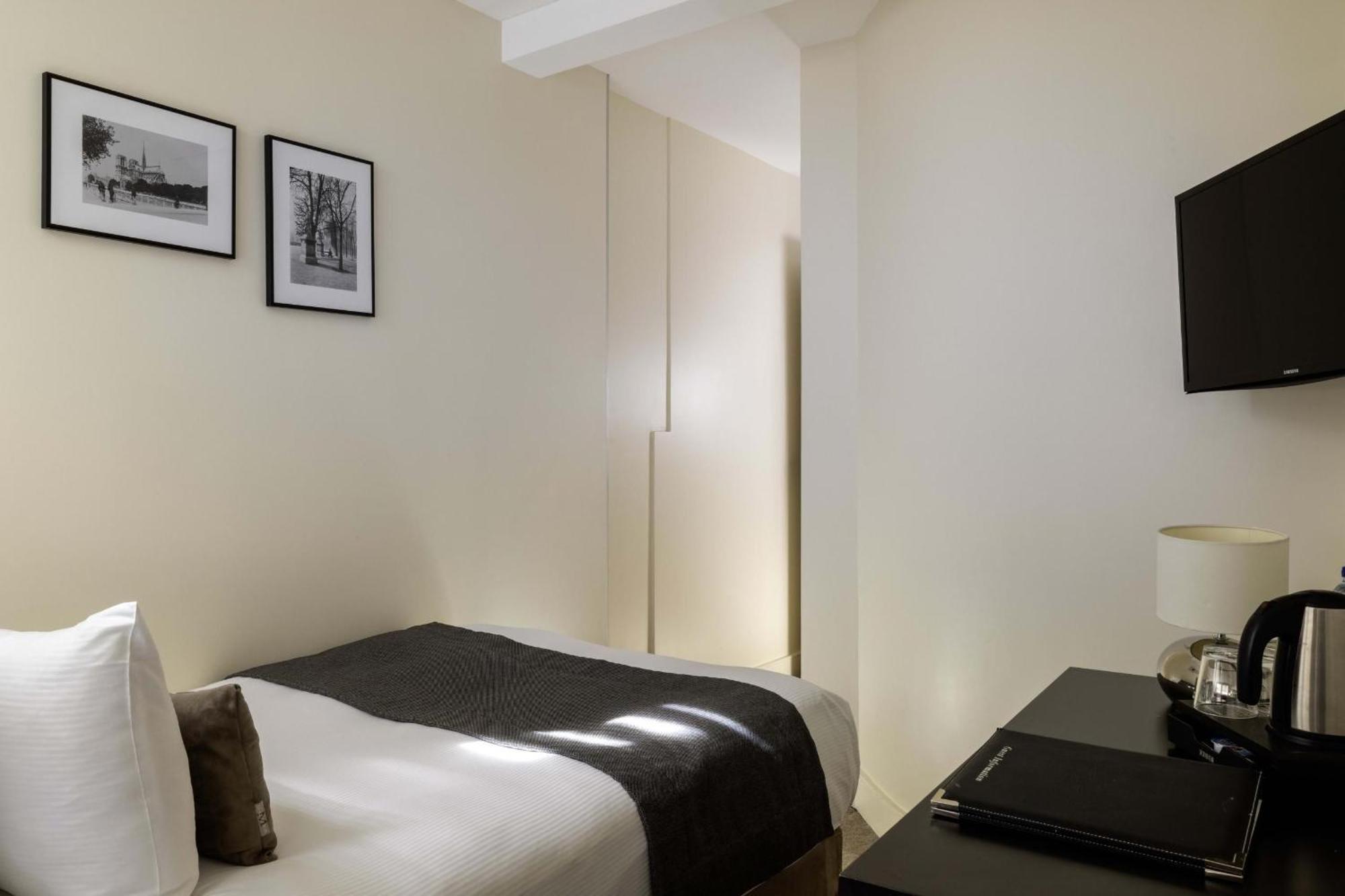 Hotel Elysees Bassano Paris Ngoại thất bức ảnh
