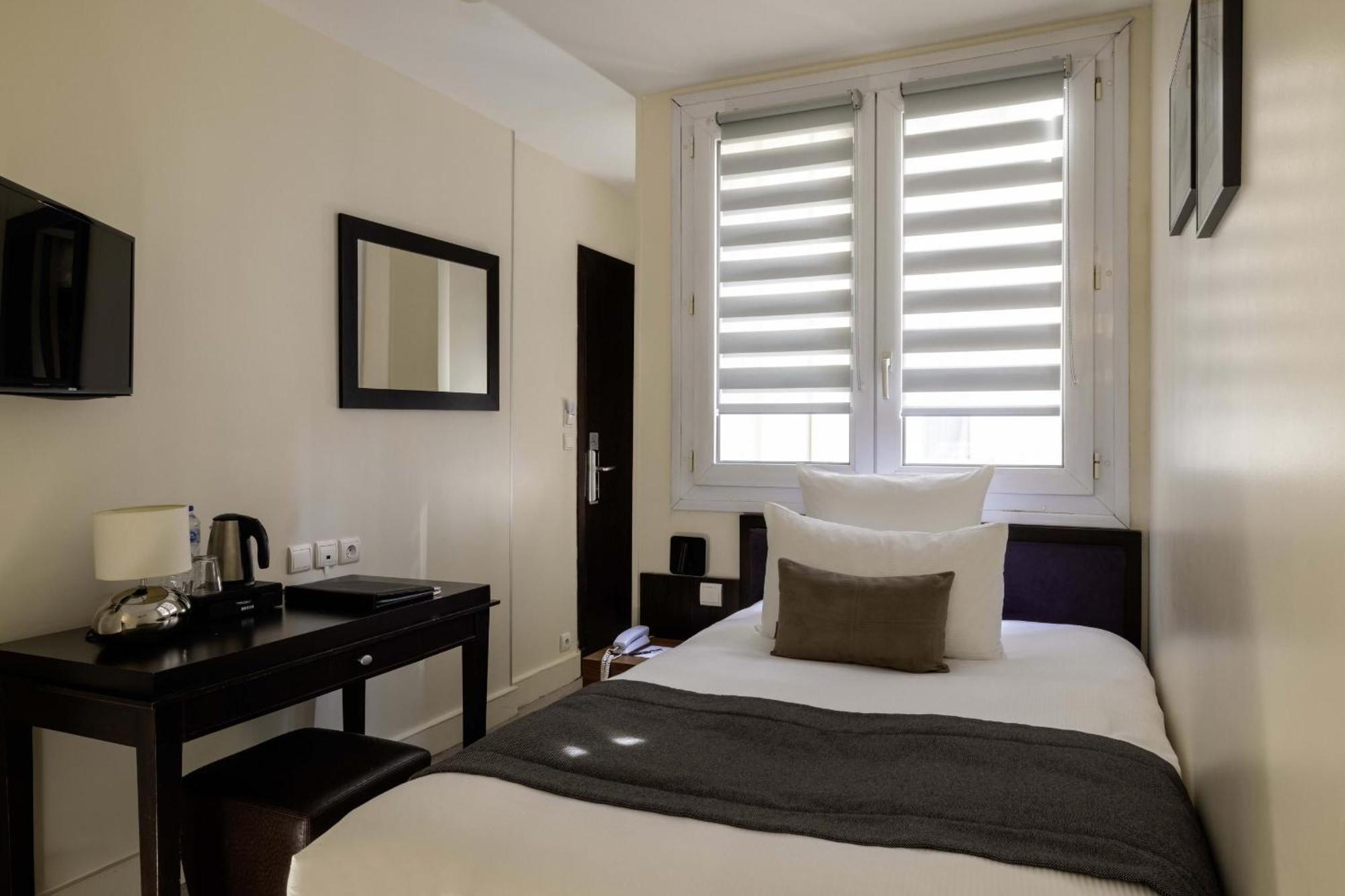 Hotel Elysees Bassano Paris Ngoại thất bức ảnh
