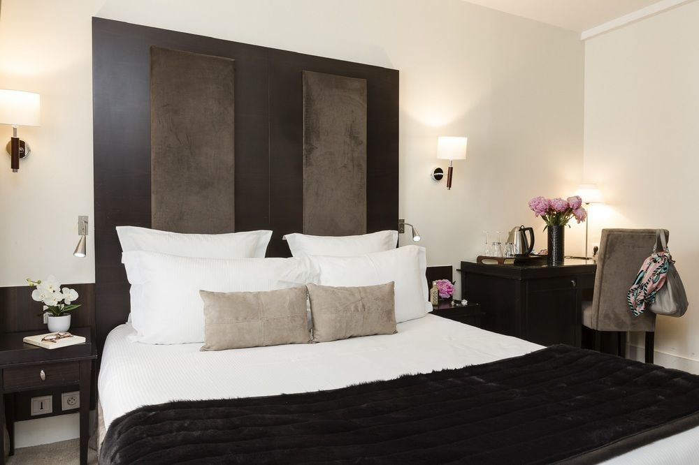 Hotel Elysees Bassano Paris Ngoại thất bức ảnh